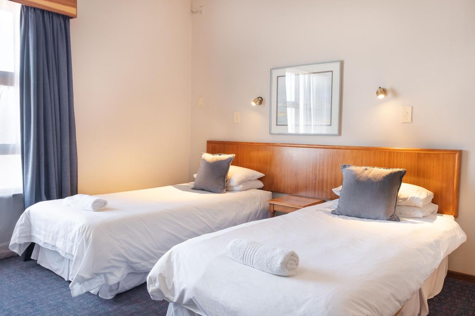 Karoo Country Inn Middelburg  المظهر الخارجي الصورة