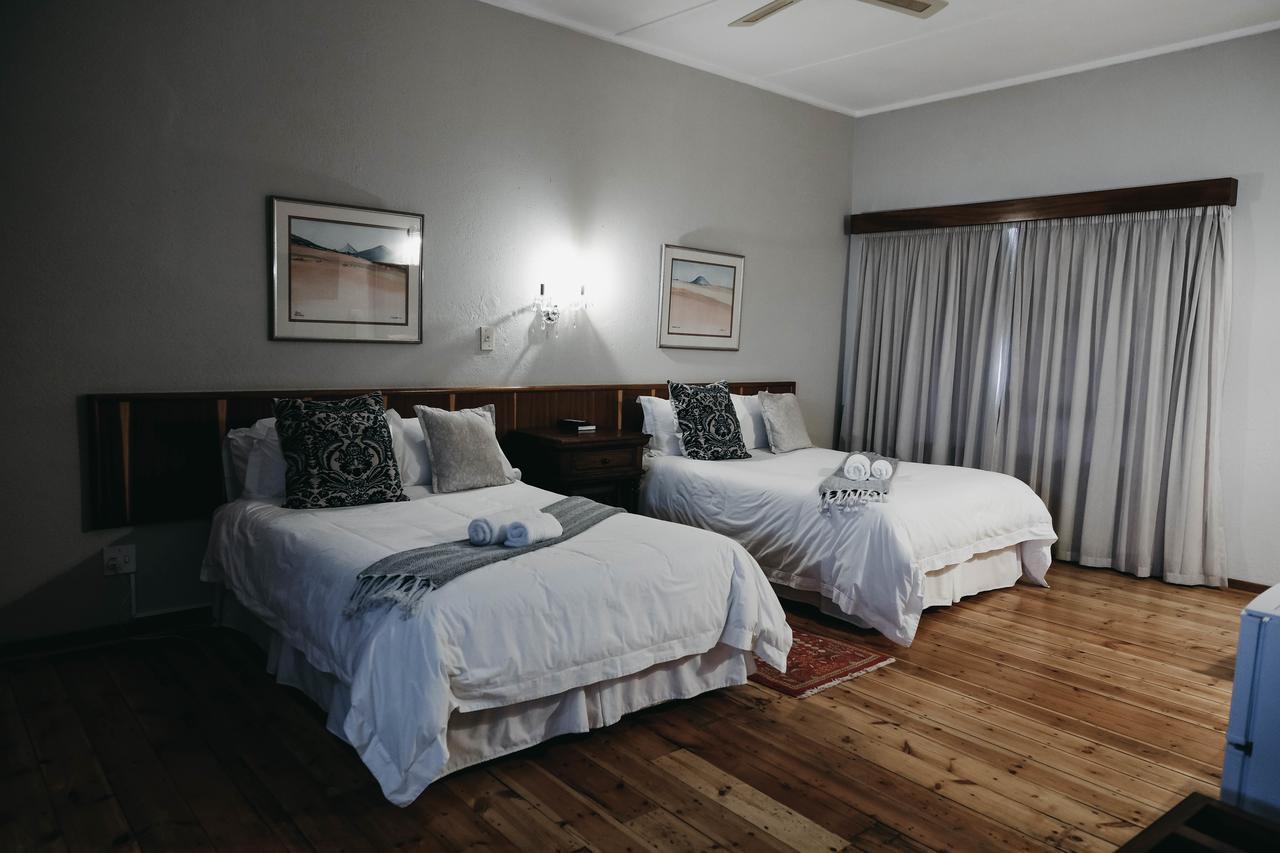 Karoo Country Inn Middelburg  المظهر الخارجي الصورة